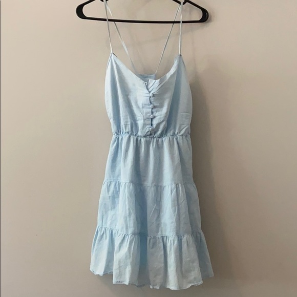 Kirra Dresses & Skirts - Really cute light and airy Kirra sun dress